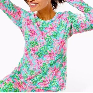 Lilly Pulitzer UPF 50+ Luxletic Renault
Sunguard L/S Top size XS